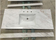 As bancadas brancas da pedra do mármore de Carrara lustradas/outro revestimento surgem
