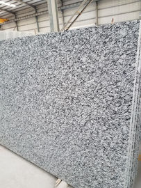 Laje de pedra natural barato branca das lajes 3cm do granito da onda de China