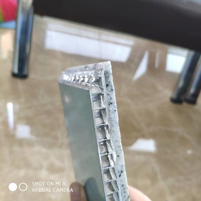 A pedra de pouco peso do favo de mel feito sob encomenda de Alu do tamanho almofada o GV